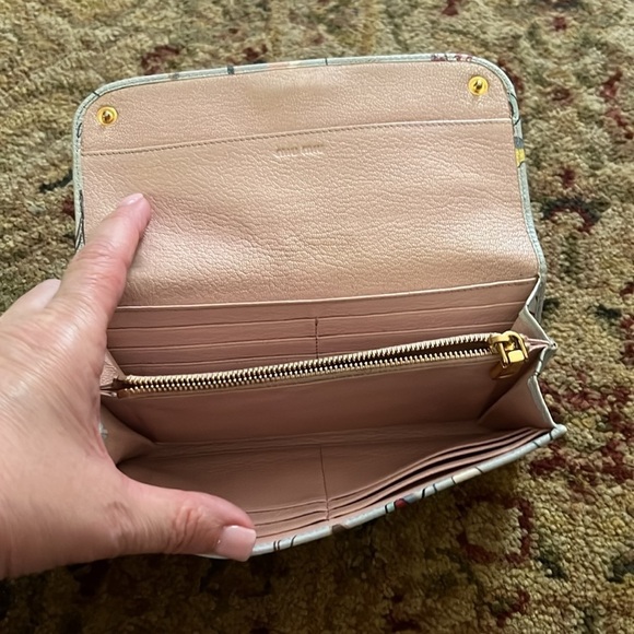 Miu Miu floral leather wallet - Picture 4 of 9